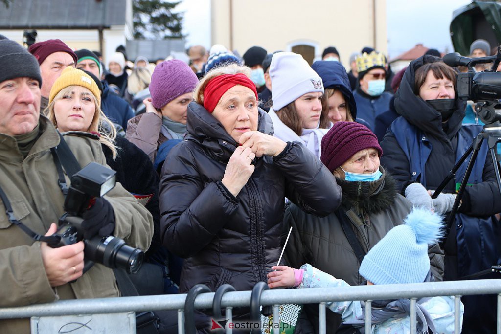 Orszak Trzech Króli 2022 w Ostrołęce [06.01.2022] - zdjęcie #54 - eOstroleka.pl