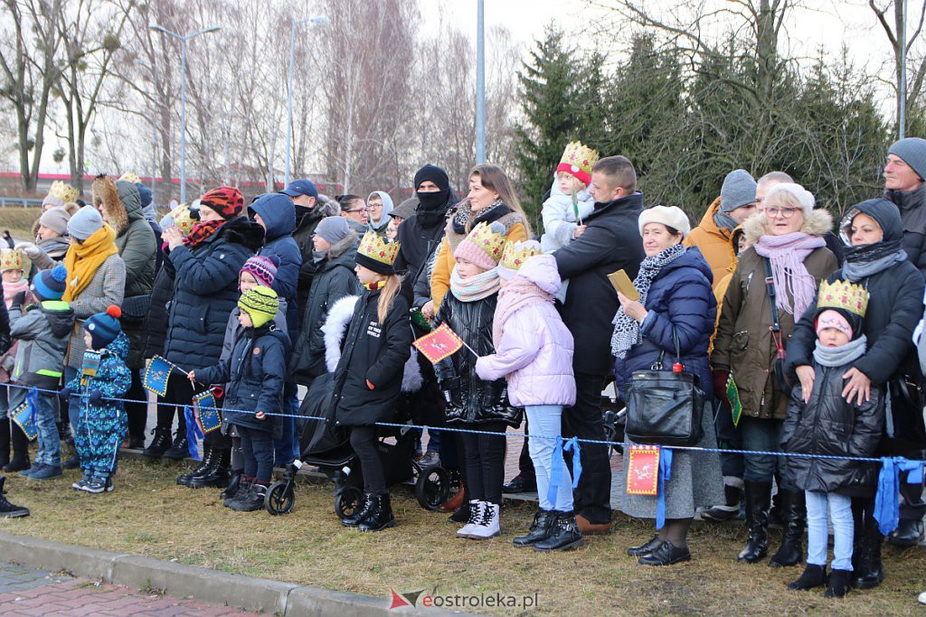 Orszak Trzech Króli 2022 w Ostrołęce [06.01.2022] - zdjęcie #15 - eOstroleka.pl