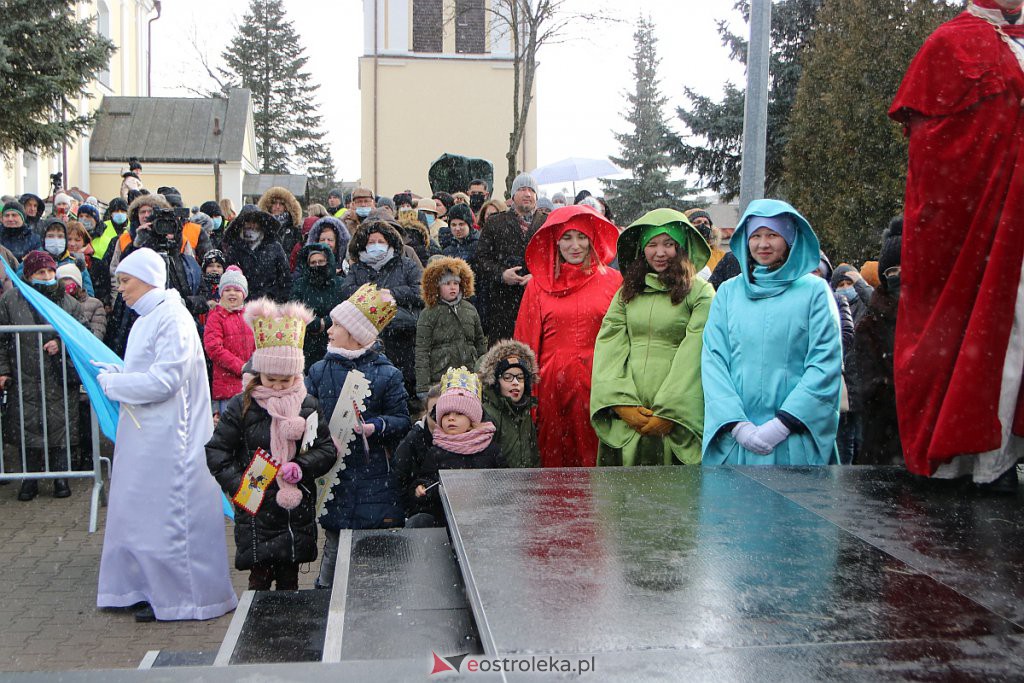 Orszak Trzech Króli 2022 w Ostrołęce [06.01.2022] - zdjęcie #36 - eOstroleka.pl