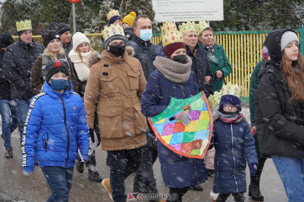 Orszak Trzech Króli 2022. Po raz pierwszy w Myszyńcu [6.01.2022] - zdjęcie #76 - eOstroleka.pl