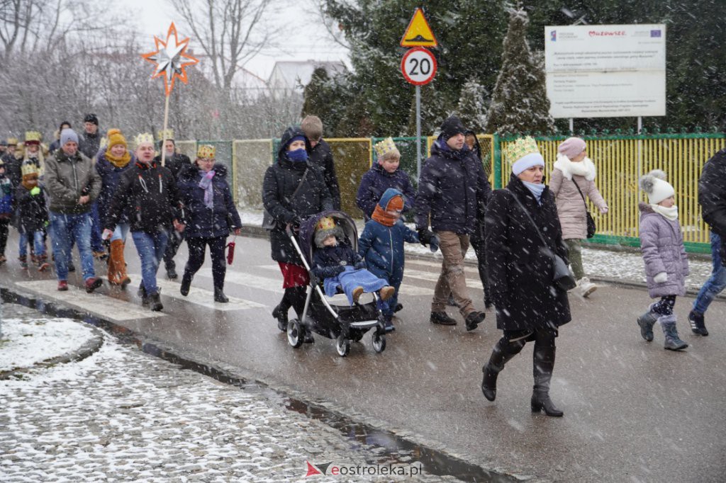 Orszak Trzech Króli 2022. Po raz pierwszy w Myszyńcu [6.01.2022] - zdjęcie #64 - eOstroleka.pl