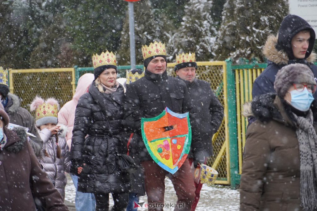 Orszak Trzech Króli 2022. Po raz pierwszy w Myszyńcu [6.01.2022] - zdjęcie #64 - eOstroleka.pl