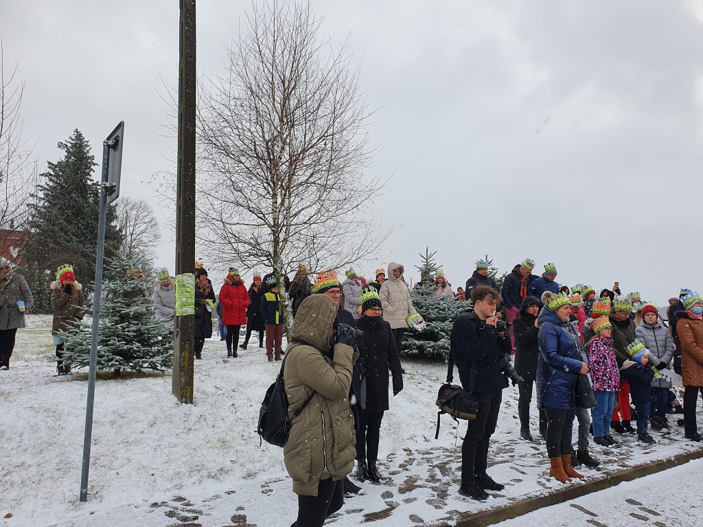 Orszak Trzech Króli w Baranowie [06.01.2022] - zdjęcie #8 - eOstroleka.pl