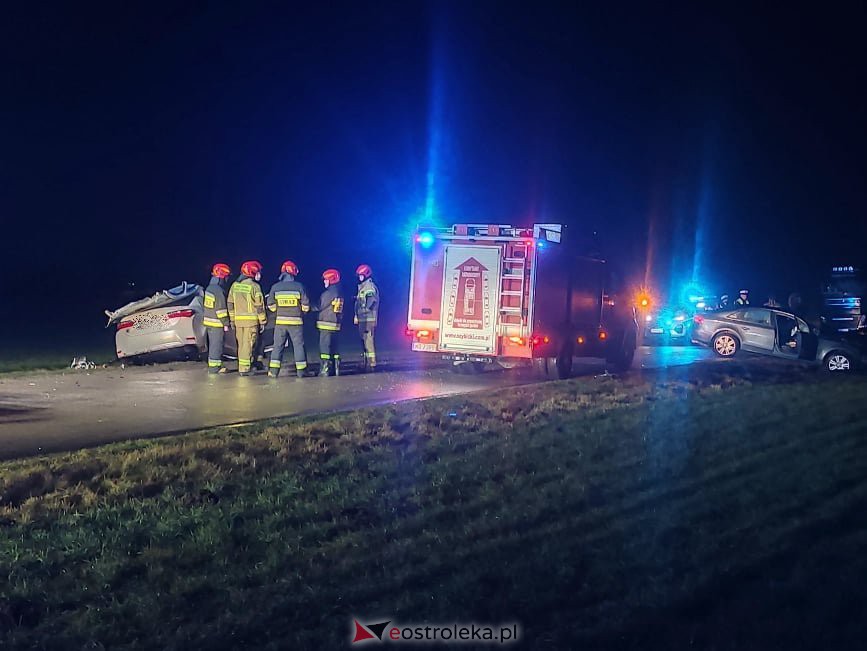 Wypadek w Chrostowie (gm. Troszyn) [13.01.2022] - zdjęcie #25 - eOstroleka.pl