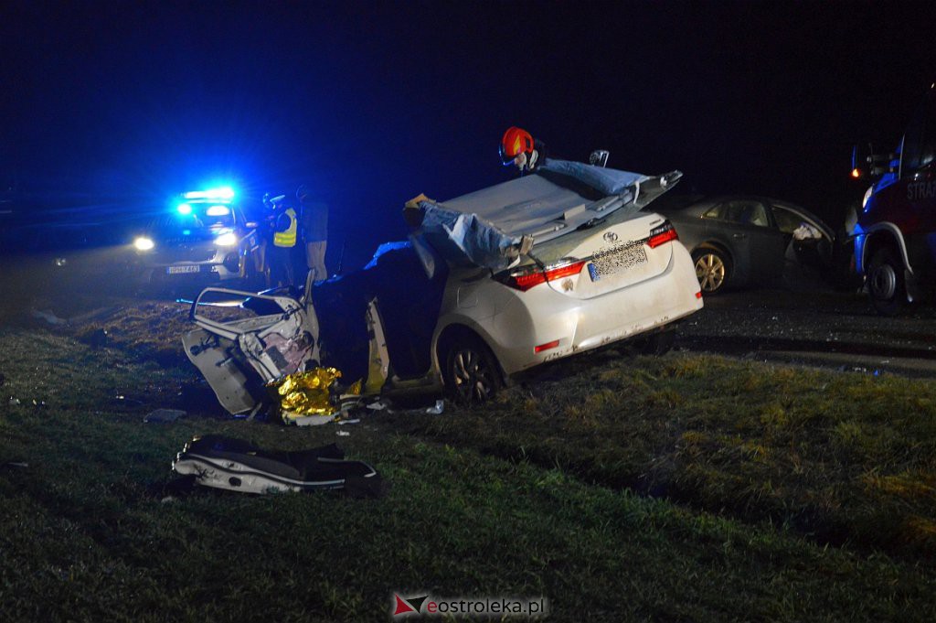 Wypadek w Chrostowie (gm. Troszyn) [13.01.2022] - zdjęcie #11 - eOstroleka.pl