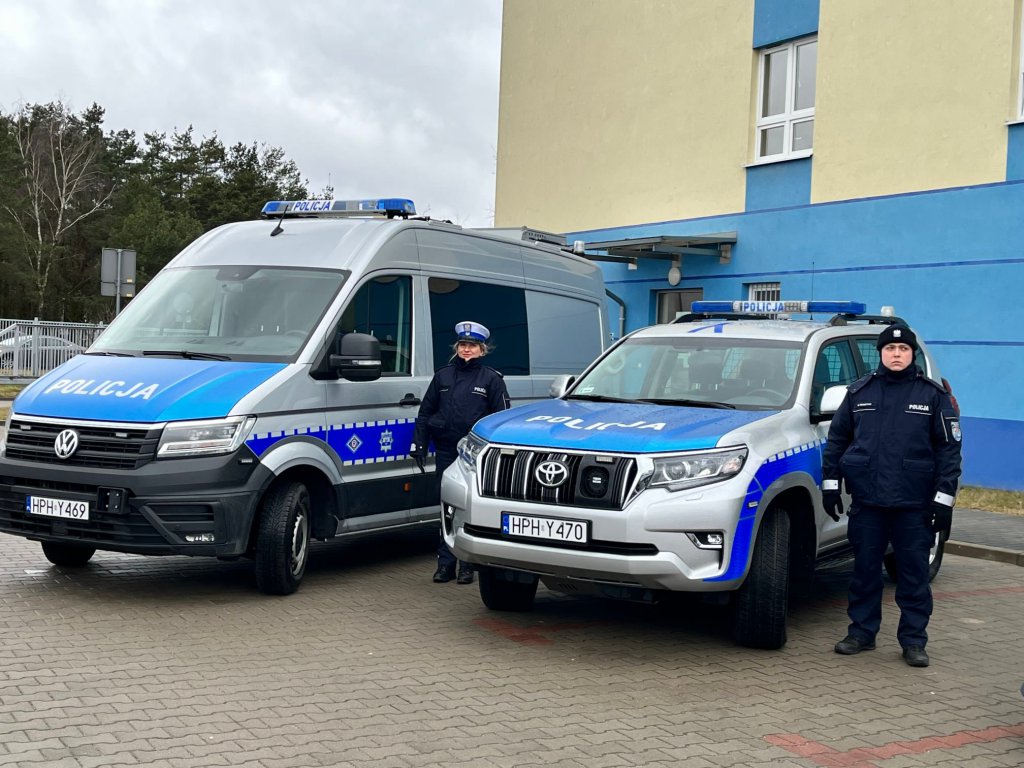 Nowe radiowozy w Komedzie Miejskiej Policji w Ostrołęce [14.01.2022] - zdjęcie #1 - eOstroleka.pl