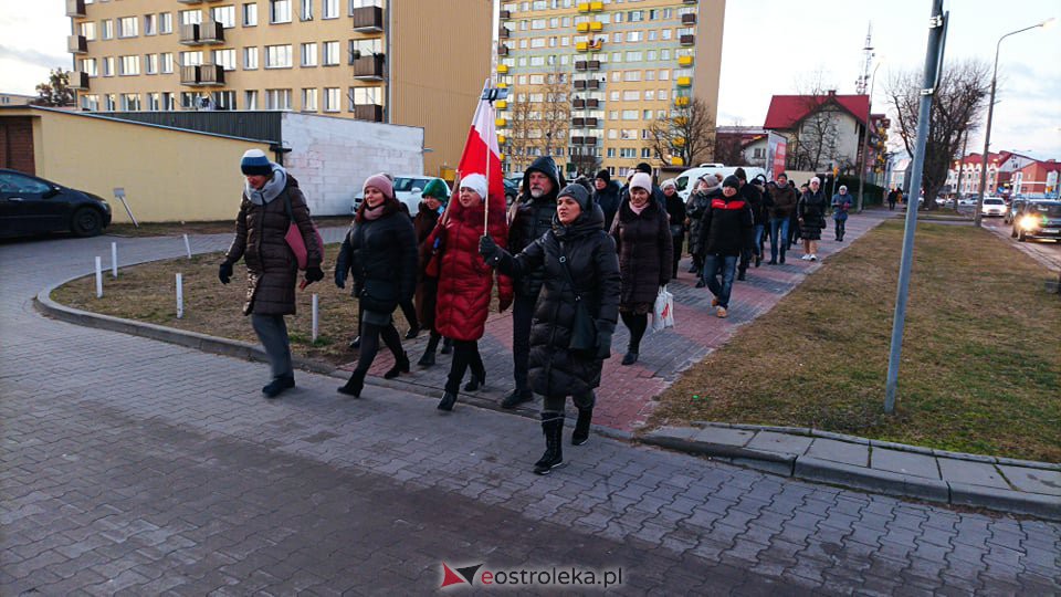 Stop segregacji sanitarnej - protest w Ostrołęce [15.01.2022] - zdjęcie #8 - eOstroleka.pl