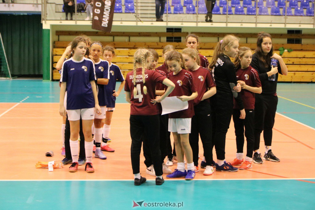 Halowe Mistrzostwa Mazowsza w Piłce Nożnej 2022 [15.01.2022] - zdjęcie #48 - eOstroleka.pl