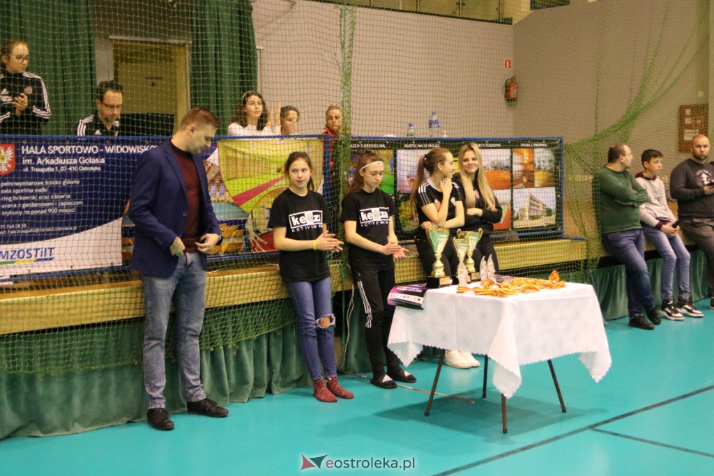 Halowe Mistrzostwa Mazowsza w Piłce Nożnej 2022 [15.01.2022] - zdjęcie #39 - eOstroleka.pl