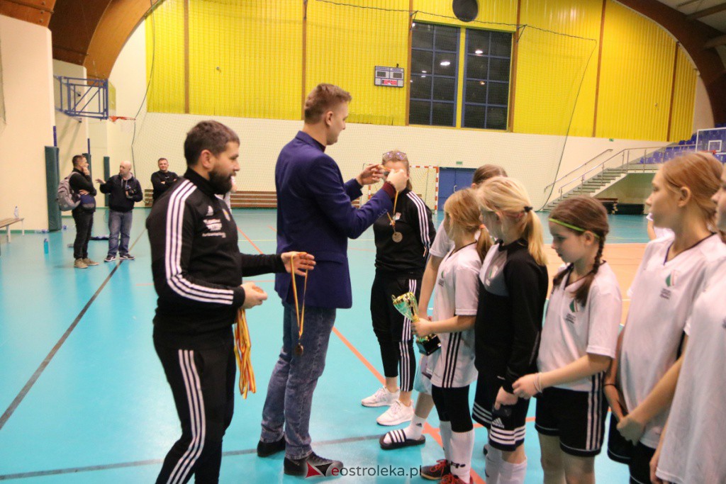 Halowe Mistrzostwa Mazowsza w Piłce Nożnej 2022 [15.01.2022] - zdjęcie #47 - eOstroleka.pl