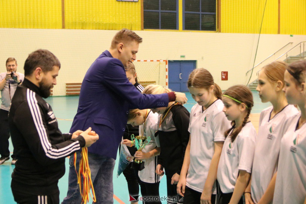 Halowe Mistrzostwa Mazowsza w Piłce Nożnej 2022 [15.01.2022] - zdjęcie #44 - eOstroleka.pl