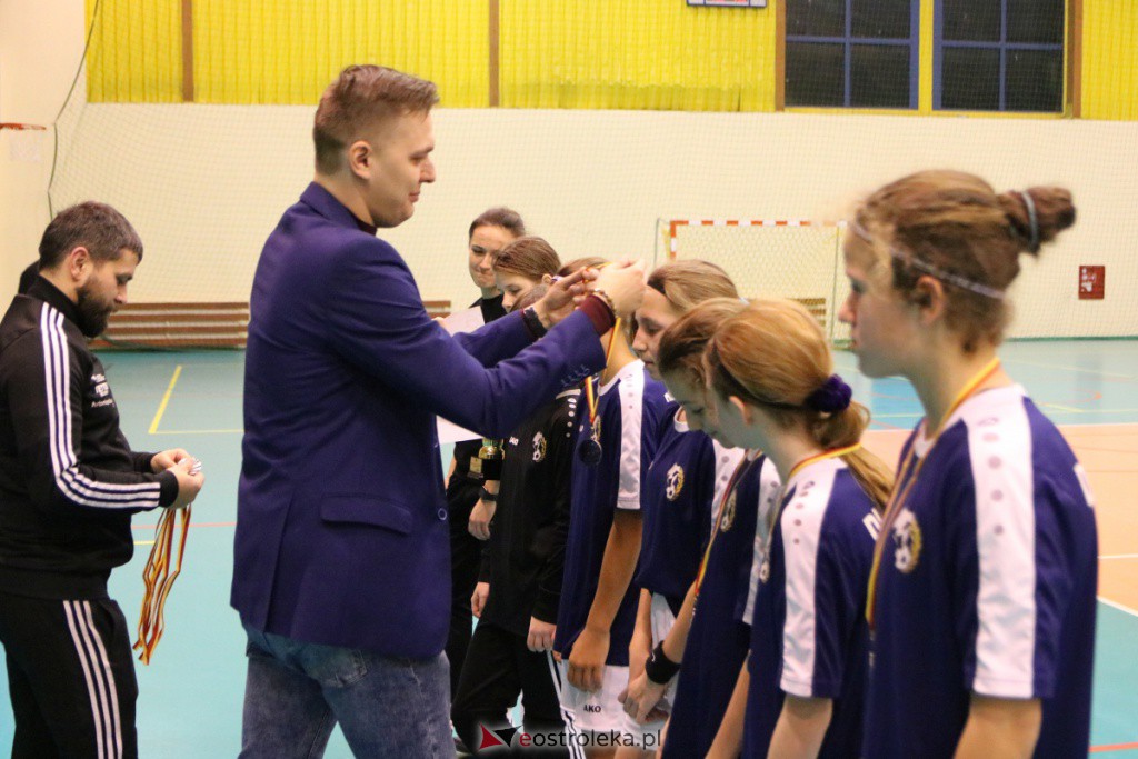 Halowe Mistrzostwa Mazowsza w Piłce Nożnej 2022 [15.01.2022] - zdjęcie #25 - eOstroleka.pl