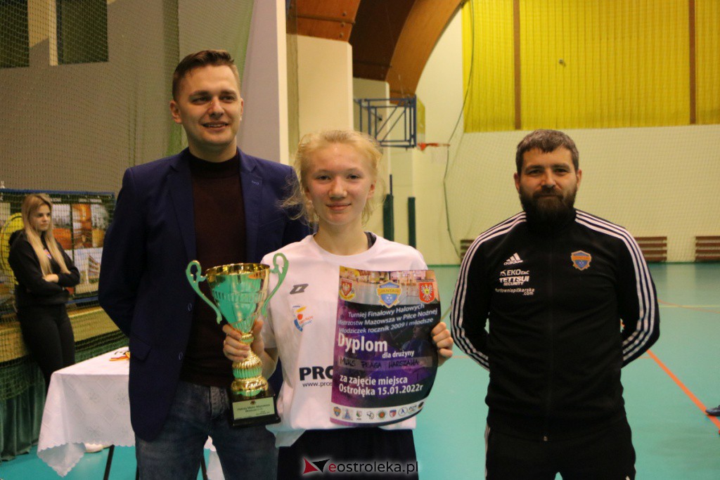 Halowe Mistrzostwa Mazowsza w Piłce Nożnej 2022 [15.01.2022] - zdjęcie #21 - eOstroleka.pl