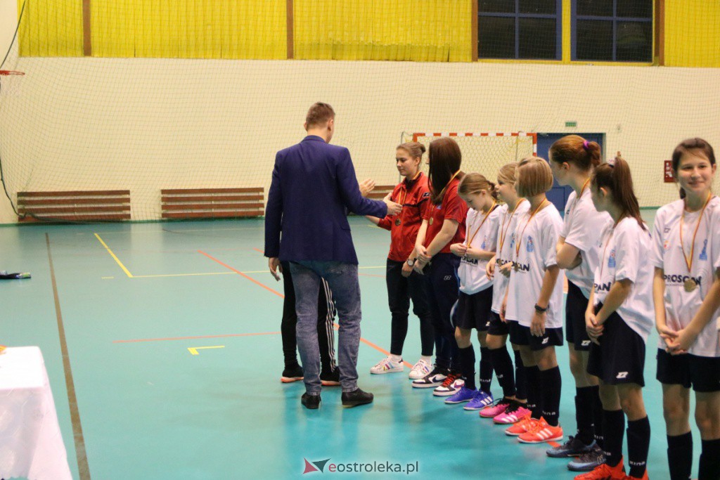 Halowe Mistrzostwa Mazowsza w Piłce Nożnej 2022 [15.01.2022] - zdjęcie #12 - eOstroleka.pl