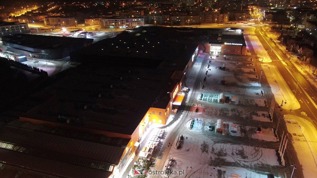Ostrołęka z lotu ptaka nocą [23.01.2022] - zdjęcie #2 - eOstroleka.pl