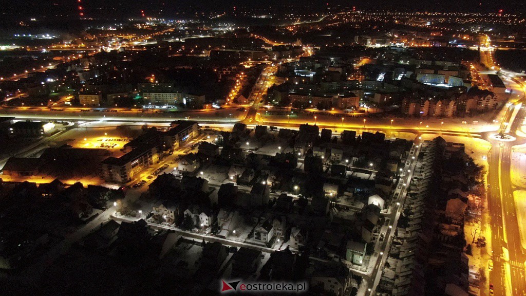 Ostrołęka z lotu ptaka nocą [23.01.2022] - zdjęcie #5 - eOstroleka.pl