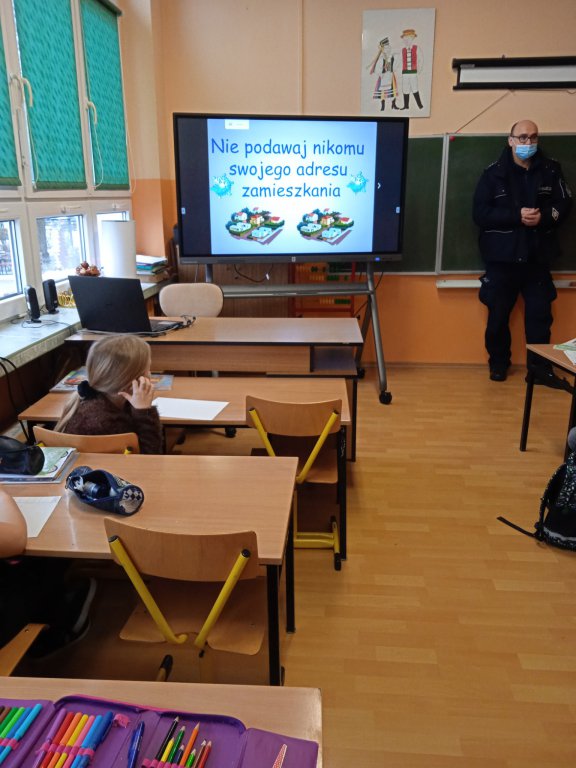 O bezpieczeństwie w Szkole Podstawowej Nr 2 - zdjęcie #1 - eOstroleka.pl