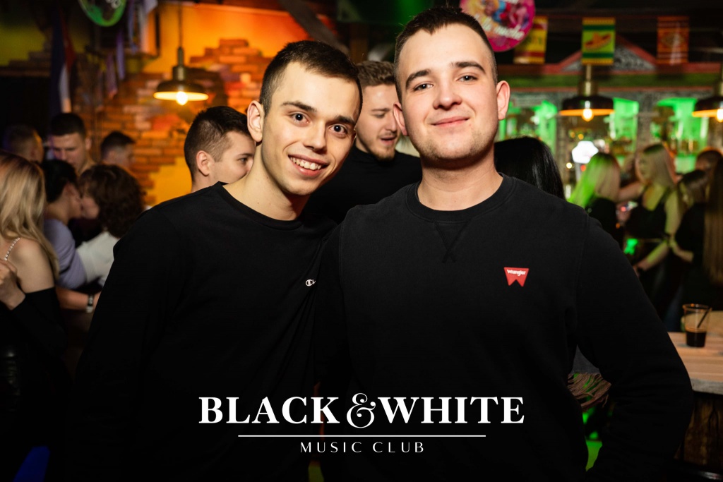 Rozpoczęcie ferii w Clubie Black&White [28.02.2022] - zdjęcie #36 - eOstroleka.pl