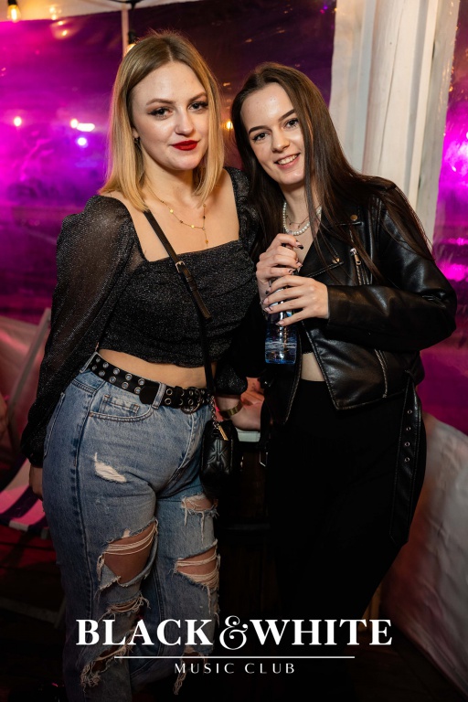 Rozpoczęcie ferii w Clubie Black&White [28.02.2022] - zdjęcie #29 - eOstroleka.pl