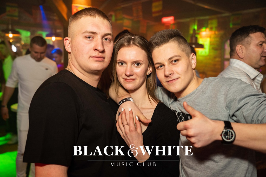Rozpoczęcie ferii w Clubie Black&White [28.02.2022] - zdjęcie #50 - eOstroleka.pl