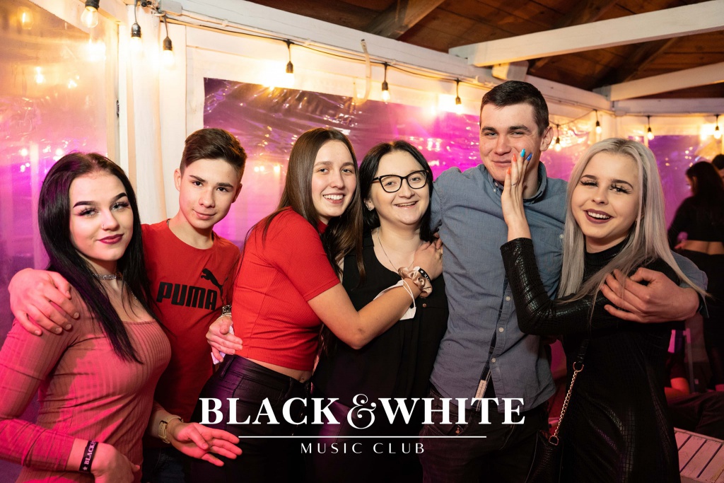 Rozpoczęcie ferii w Clubie Black&White [28.02.2022] - zdjęcie #53 - eOstroleka.pl