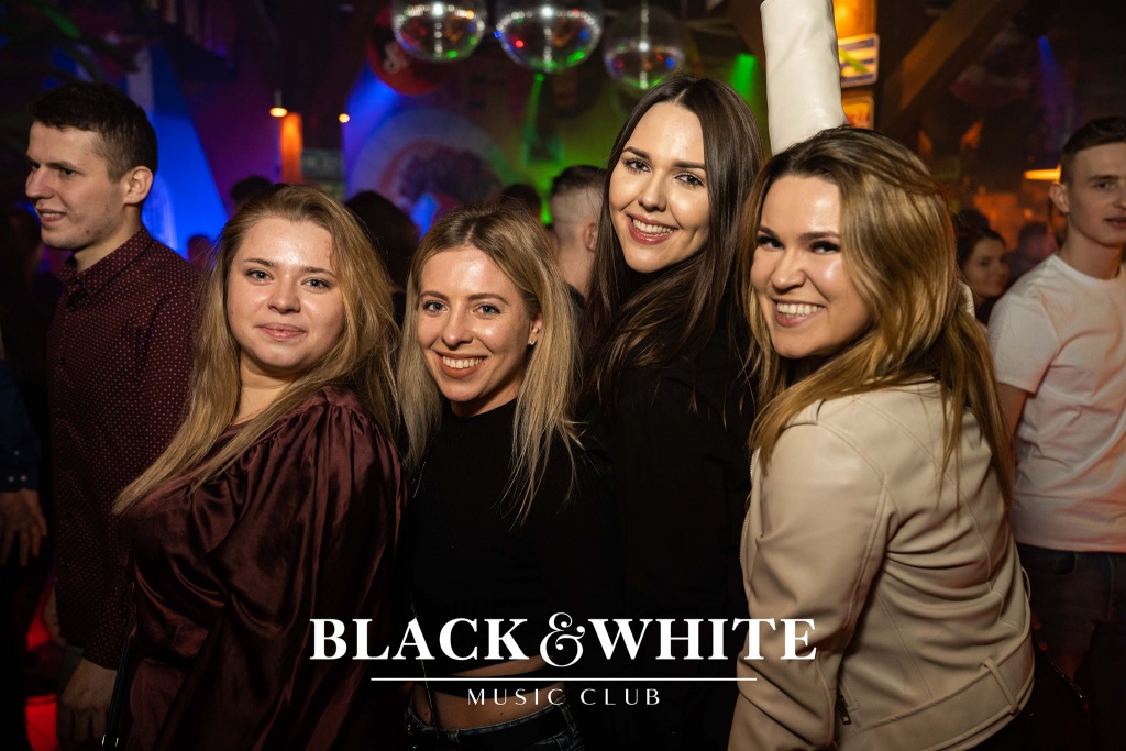 Rozpoczęcie ferii w Clubie Black&White [28.02.2022] - zdjęcie #7 - eOstroleka.pl