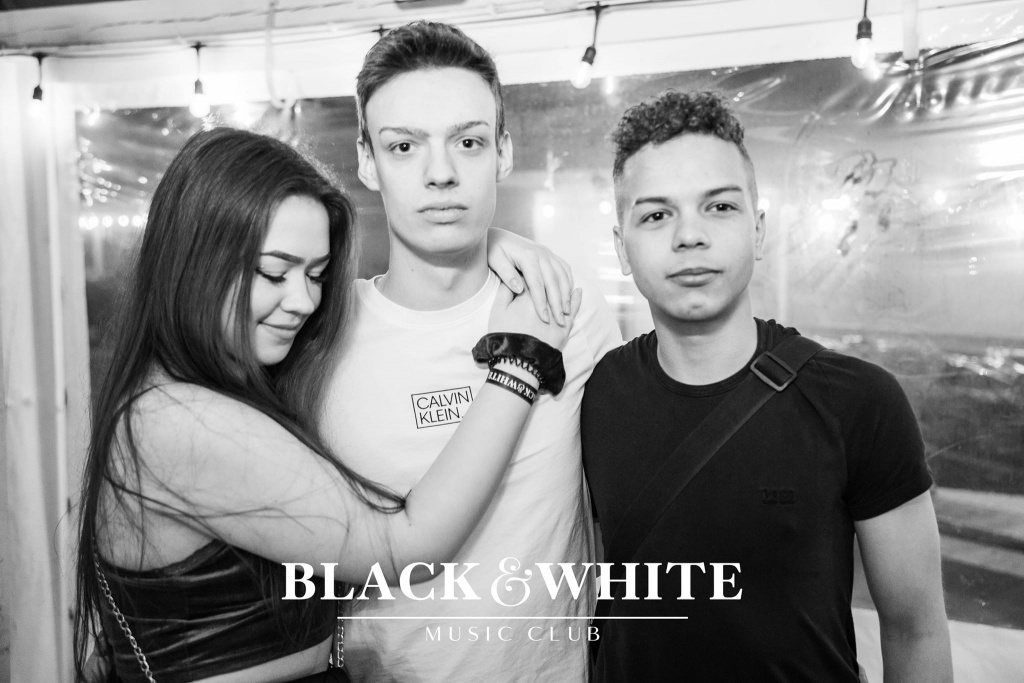 Rozpoczęcie ferii w Clubie Black&White [28.02.2022] - zdjęcie #67 - eOstroleka.pl
