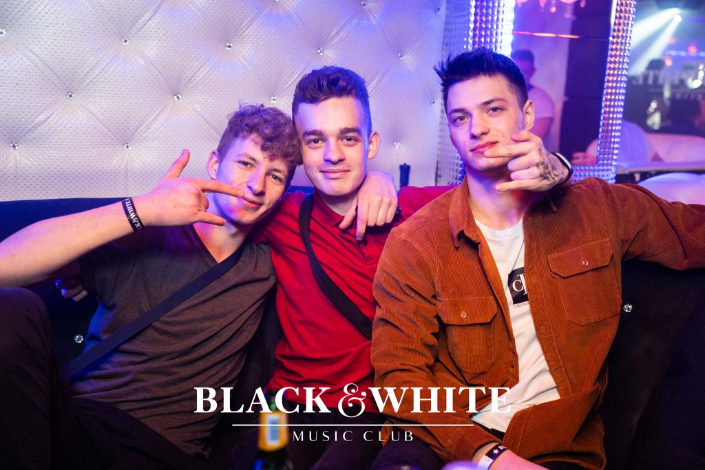 Rozpoczęcie ferii w Clubie Black&White [28.02.2022] - zdjęcie #2 - eOstroleka.pl