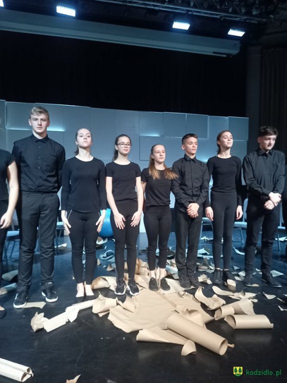 Kadzidlańska „Maska” na gali finałowej Mazowieckiego Funduszu Teatralnego [04.02.2022] - zdjęcie #8 - eOstroleka.pl