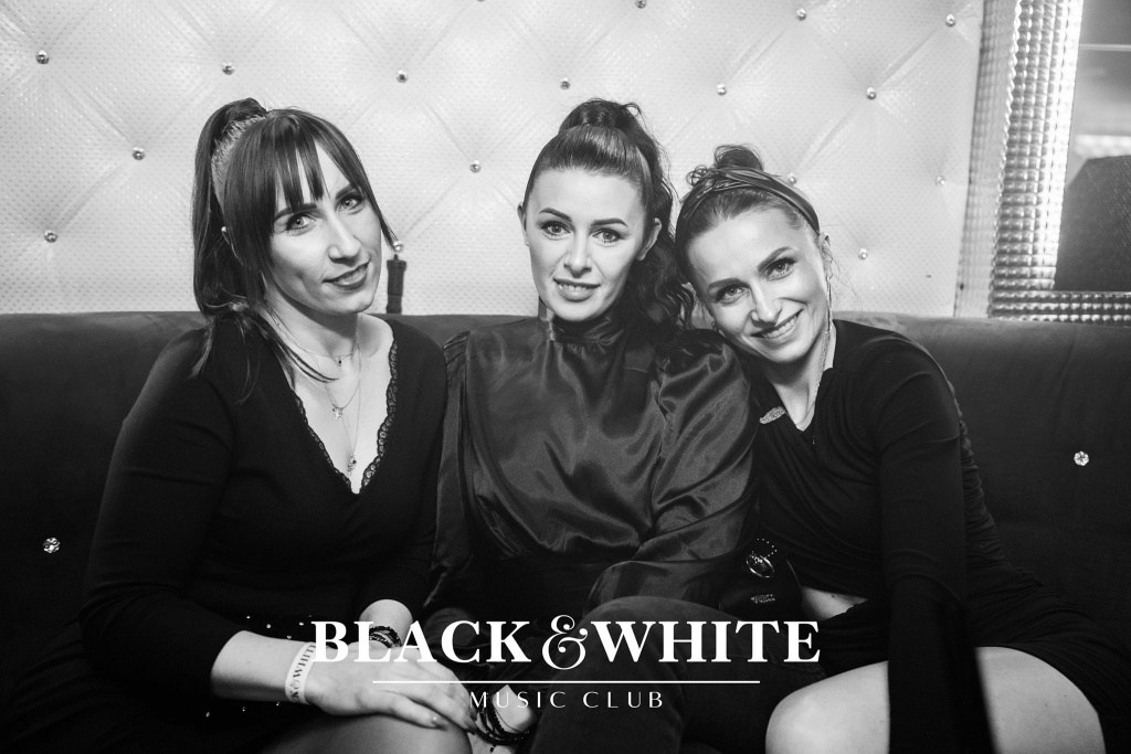 Kolejne weekendowe spotkanie w Clubie Black&White [29.01.2022] - zdjęcie #6 - eOstroleka.pl