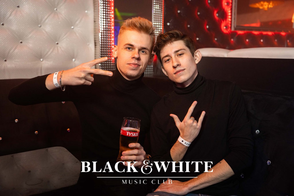 Kolejne weekendowe spotkanie w Clubie Black&White [29.01.2022] - zdjęcie #26 - eOstroleka.pl
