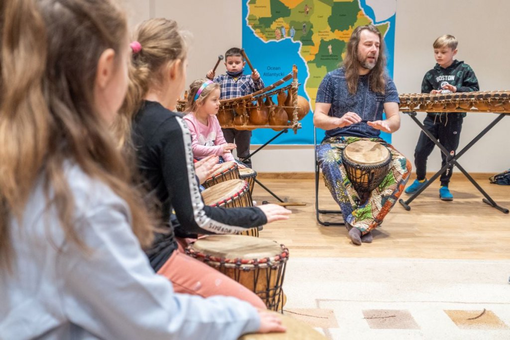 Muzyczny dzień ferii w Muzeum Kultury Kurpiowskiej - zdjęcie #7 - eOstroleka.pl