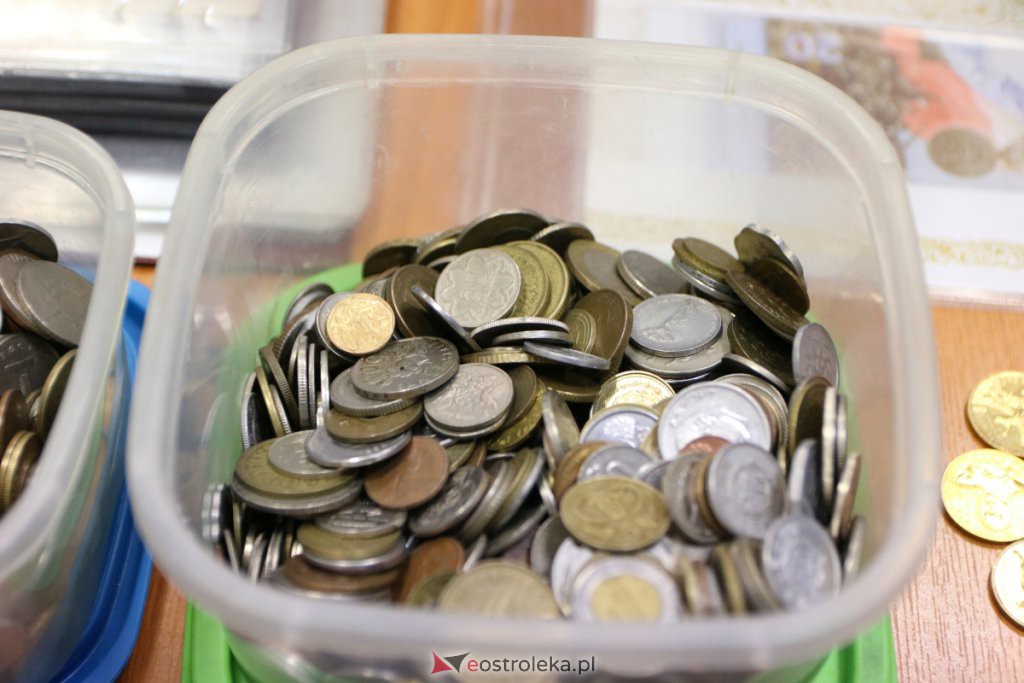 Kolekcjonerska giełda w Klubie Lokator z gośćmi zza granicy i bardzo starymi eksponatami [06.02.2022] - zdjęcie #40 - eOstroleka.pl