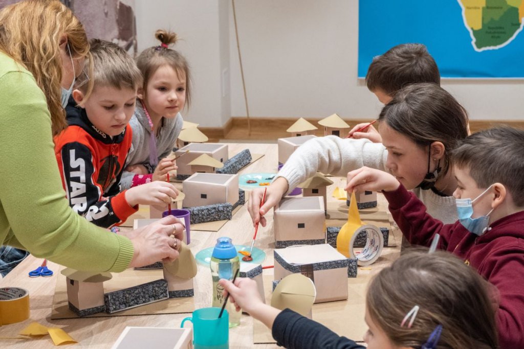 „Wyprawa do Afryki” - ferie zimowe z ostrołęckim muzeum [09.02.2022] - zdjęcie #18 - eOstroleka.pl