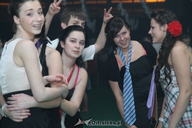 Bal gimnazjalny w gimnazjum nr 2 (05-02-2011) - zdjęcie #21 - eOstroleka.pl