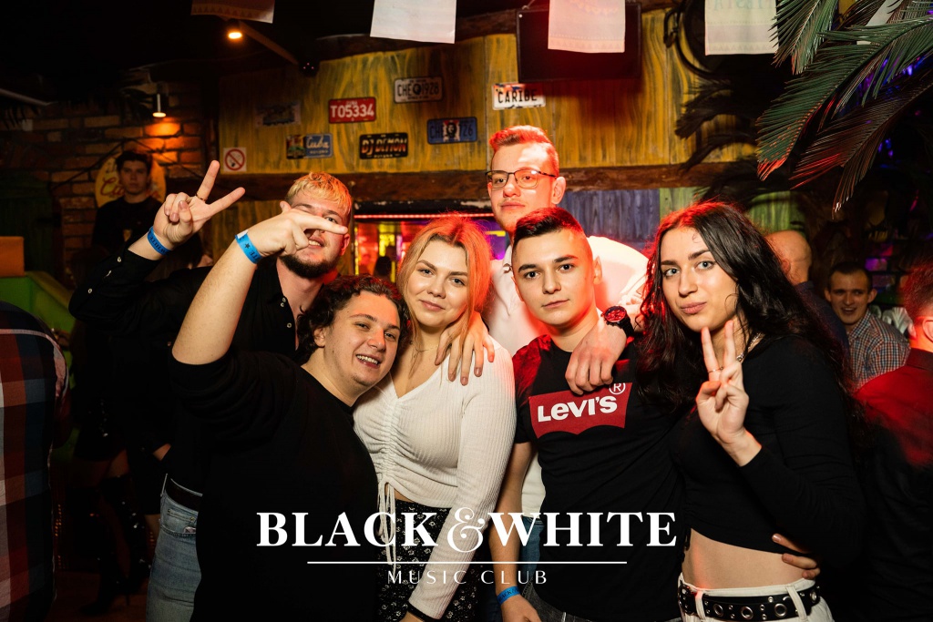 DiscoBoys w Clubie Black&White [04.02.2022] - zdjęcie #7 - eOstroleka.pl