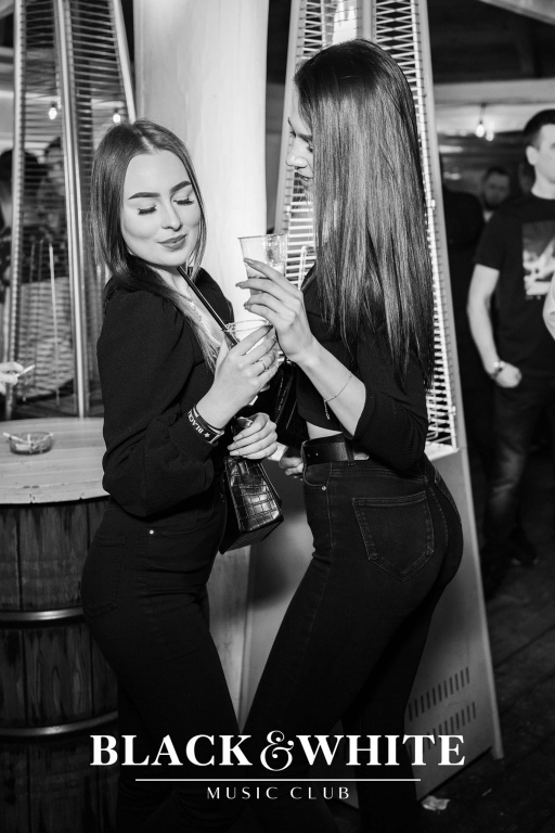 Czerwone usta opanowały Black&White [05.02.2022] - zdjęcie #24 - eOstroleka.pl