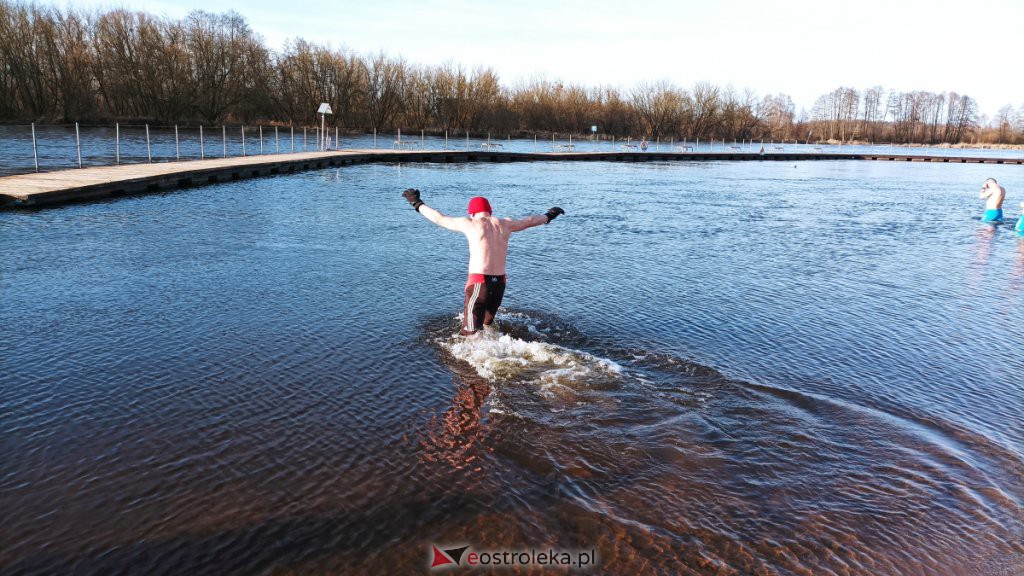 Morsy na plaży w Ostrołęce. Rozgrzewka przed jutrzejszą, dużą akcją [12.02.2022] - zdjęcie #28 - eOstroleka.pl