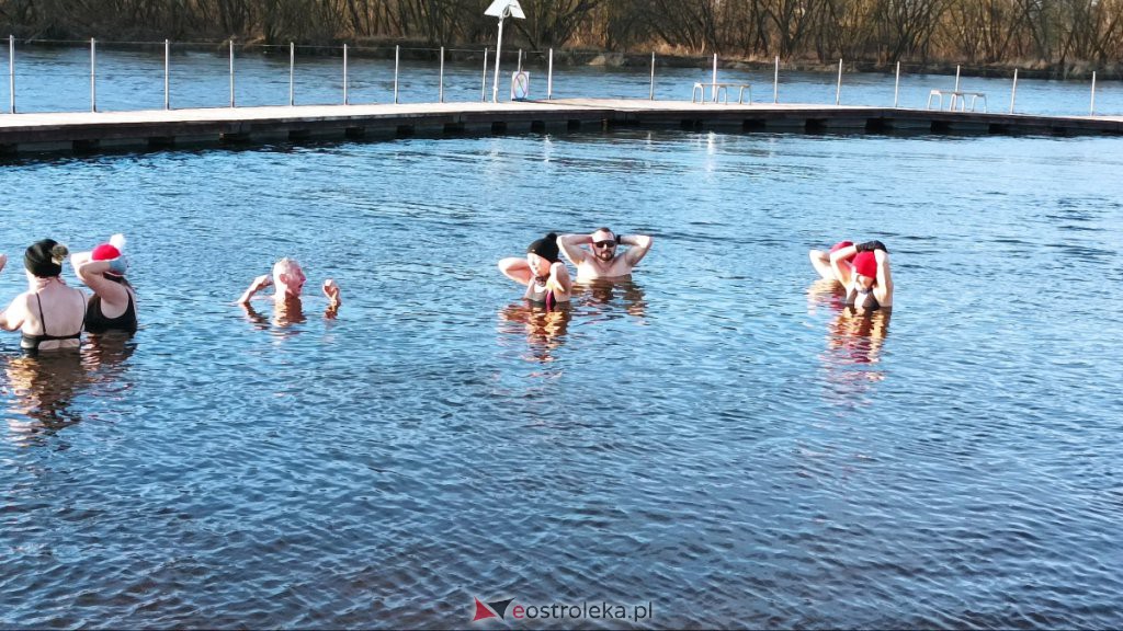 Morsy na plaży w Ostrołęce. Rozgrzewka przed jutrzejszą, dużą akcją [12.02.2022] - zdjęcie #15 - eOstroleka.pl