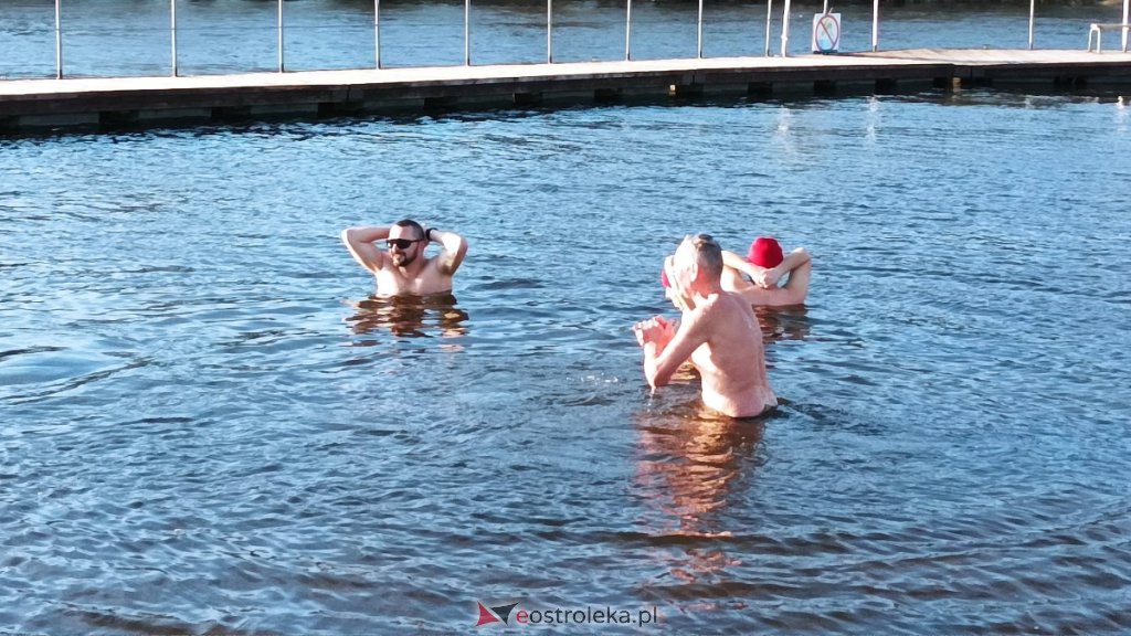 Morsy na plaży w Ostrołęce. Rozgrzewka przed jutrzejszą, dużą akcją [12.02.2022] - zdjęcie #11 - eOstroleka.pl