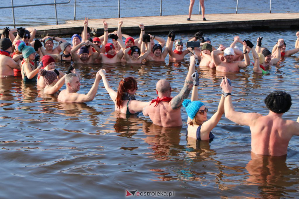 Morsowanie dla Zuzi na plaży miejskiej [13.02.2022] - zdjęcie #62 - eOstroleka.pl