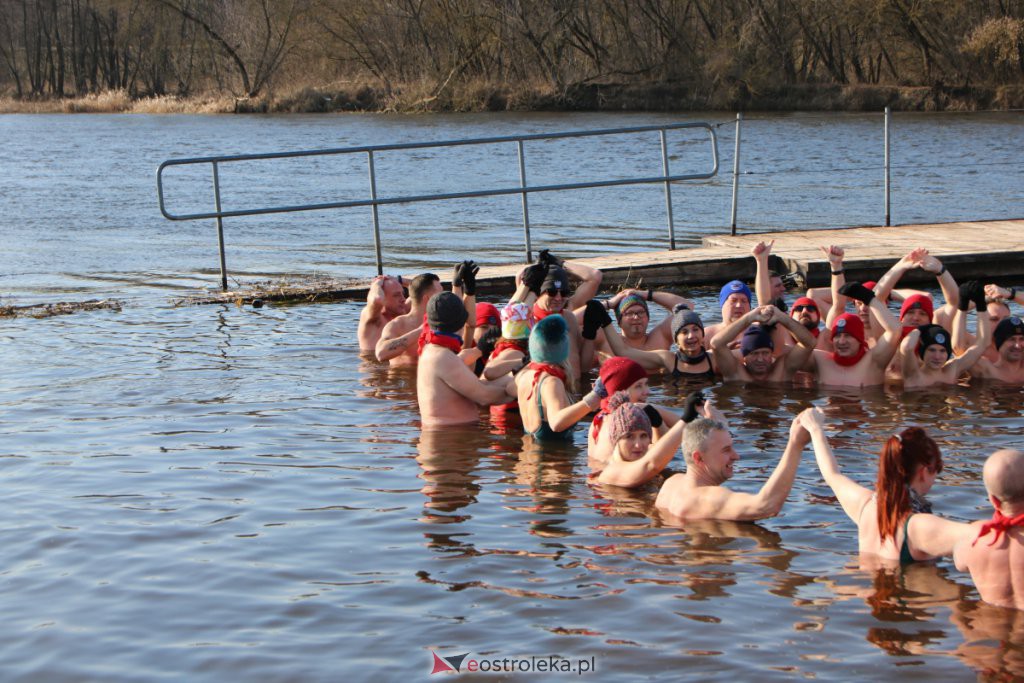 Morsowanie dla Zuzi na plaży miejskiej [13.02.2022] - zdjęcie #61 - eOstroleka.pl