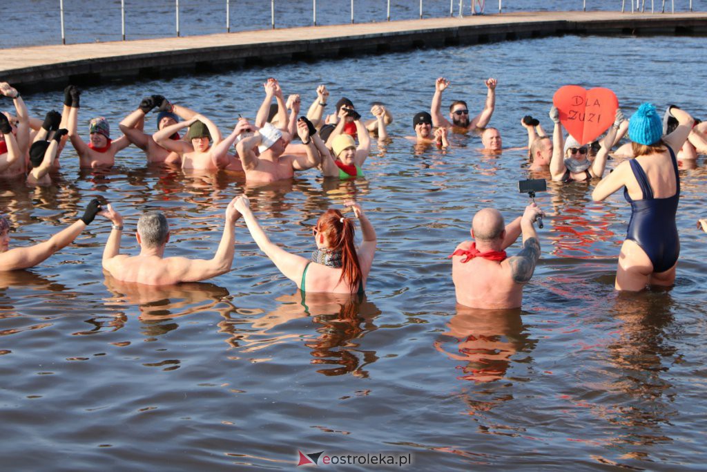 Morsowanie dla Zuzi na plaży miejskiej [13.02.2022] - zdjęcie #57 - eOstroleka.pl