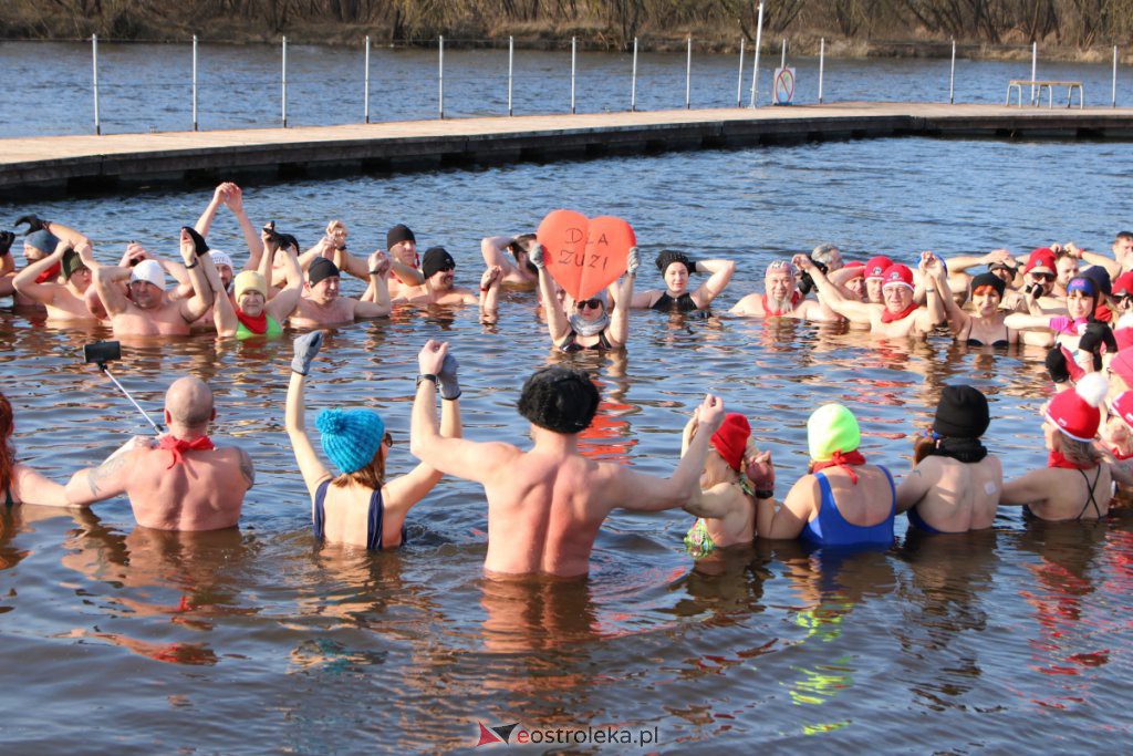 Morsowanie dla Zuzi na plaży miejskiej [13.02.2022] - zdjęcie #55 - eOstroleka.pl