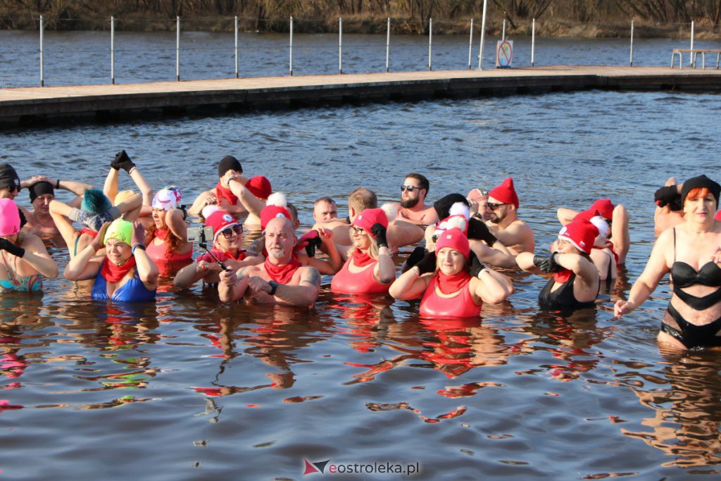 Morsowanie dla Zuzi na plaży miejskiej [13.02.2022] - zdjęcie #47 - eOstroleka.pl