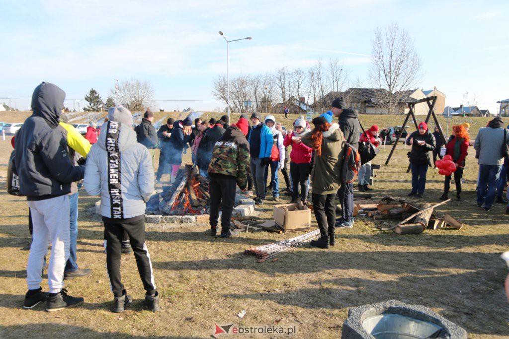 Morsowanie dla Zuzi na plaży miejskiej [13.02.2022] - zdjęcie #2 - eOstroleka.pl