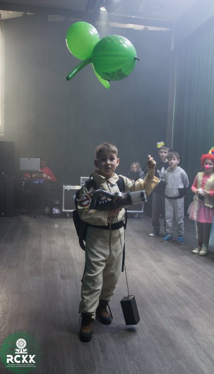 Bal karnawałowy na zakończenie ferii zimowych w myszynieckim RCKK [14.02.2022] - zdjęcie #18 - eOstroleka.pl