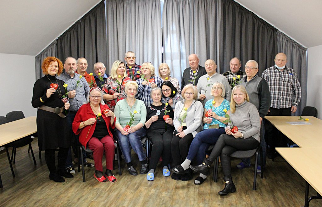 Walentynki w Dziennym Domu ,,Senior+ w Olszewie-Borkach - zdjęcie #6 - eOstroleka.pl