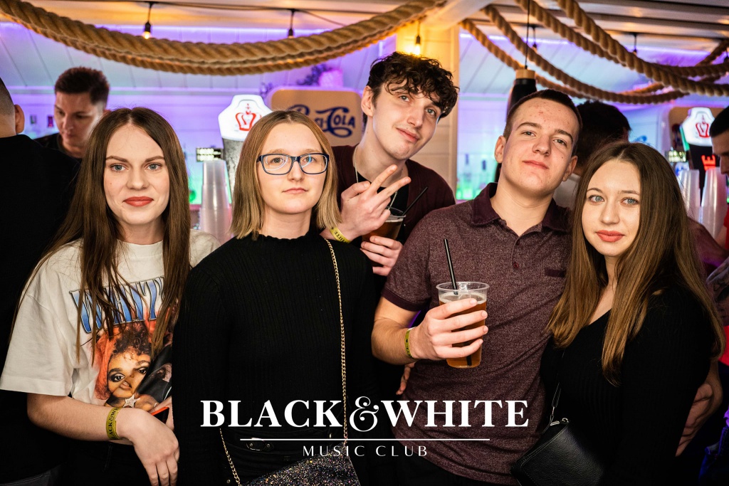 Walentynki w Clubie Black&White [18.02.2022] - zdjęcie #4 - eOstroleka.pl