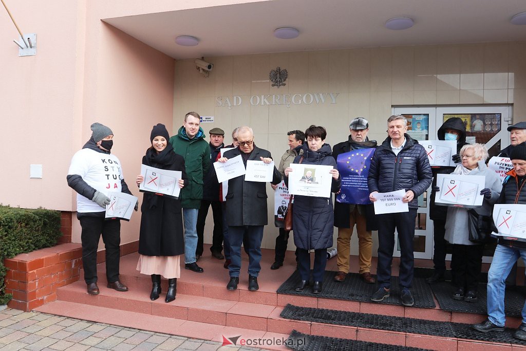 Protest sędziów w Ostrołęce [18.02.2022] - zdjęcie #8 - eOstroleka.pl